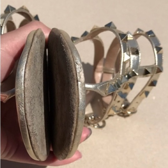 Valentino Rockstud Gold Gladiators. - Picture 4 of 6